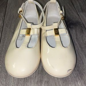 Cream Gucci flats. Made and bought in Italy💕